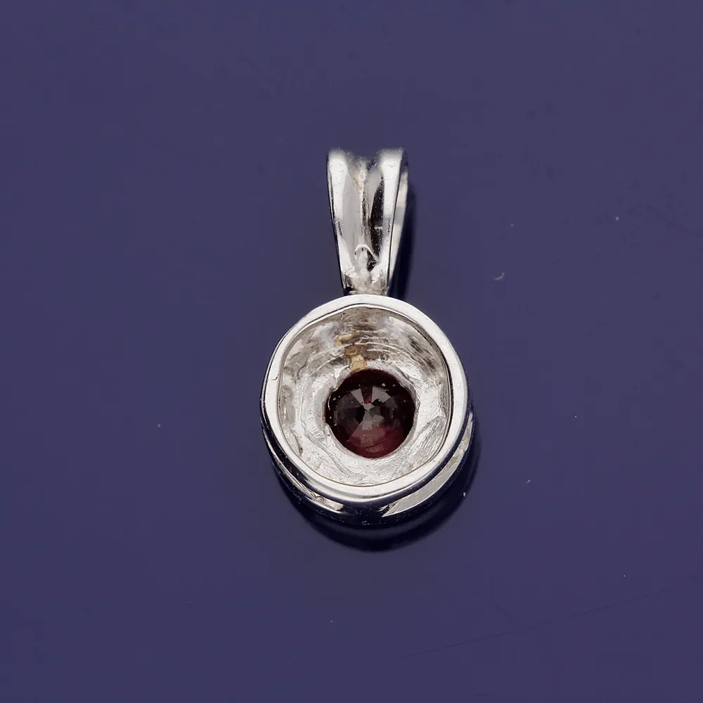 18ct White Gold Ruby Circle Pendant