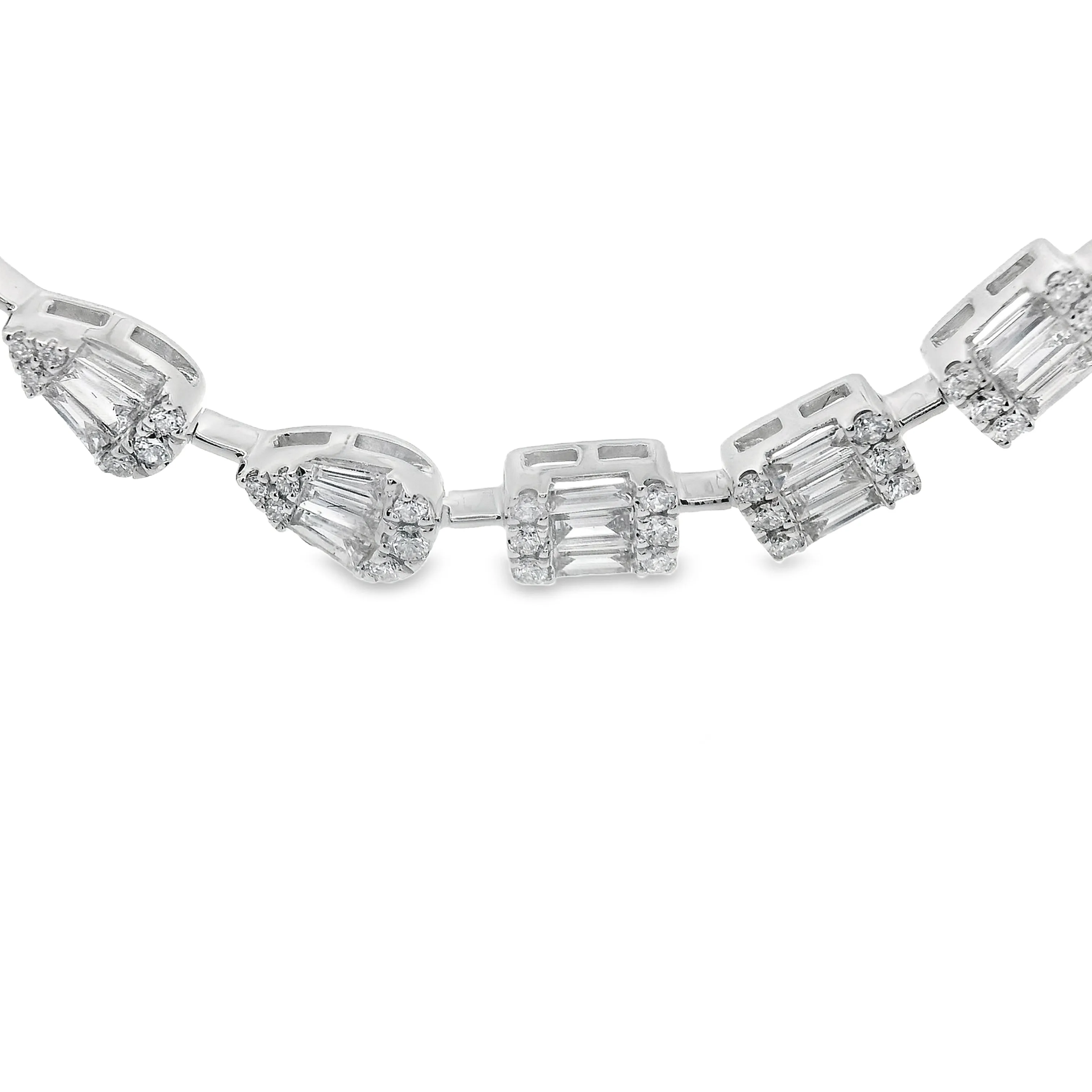 4.70ct 18k White Gold Diamond Necklace