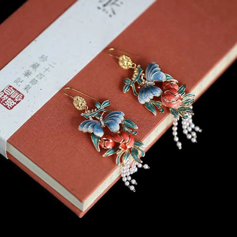 Ancient Chinese Style Butterfly and Flower Artificial Pearl Tassel Earrings