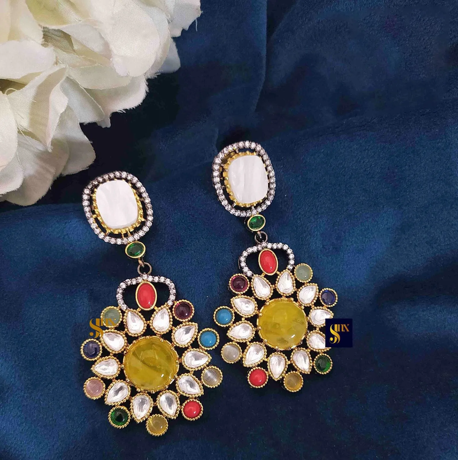 Flower Shape Inspired Earrings For Women Rich Appearance  iN Weddings And Special Events