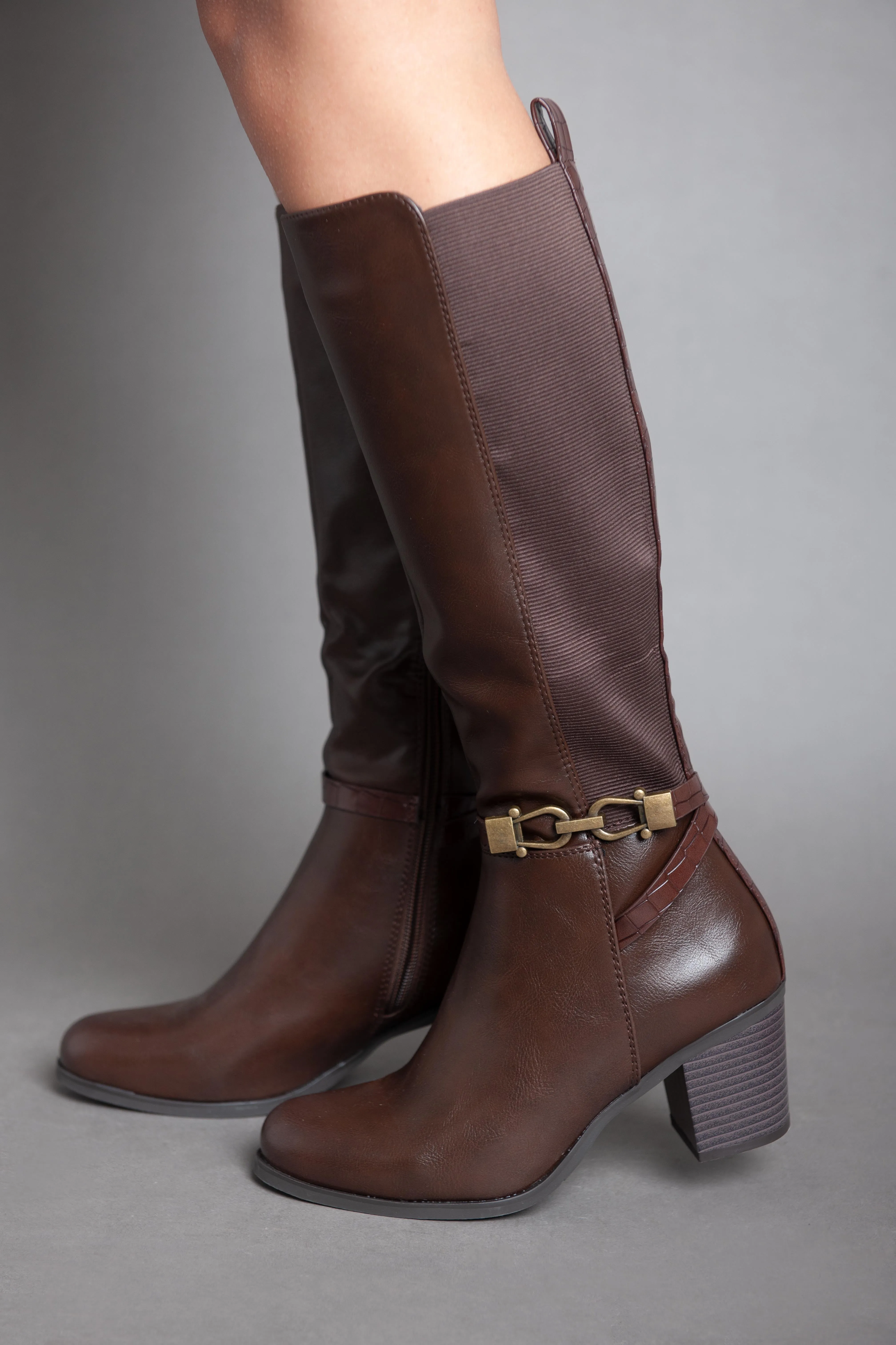 Leather Strap With Chains - Knee Boot - Brown