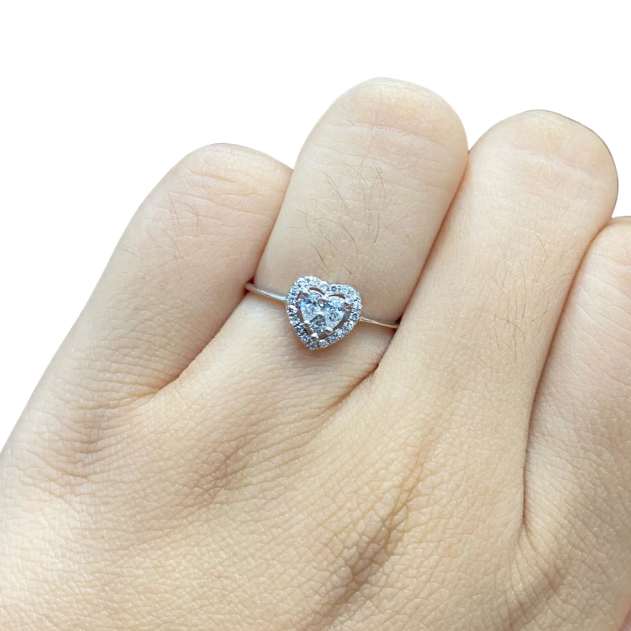 #LVNA2024 | Classic Heart Invisible Setting Diamond Ring 14kt