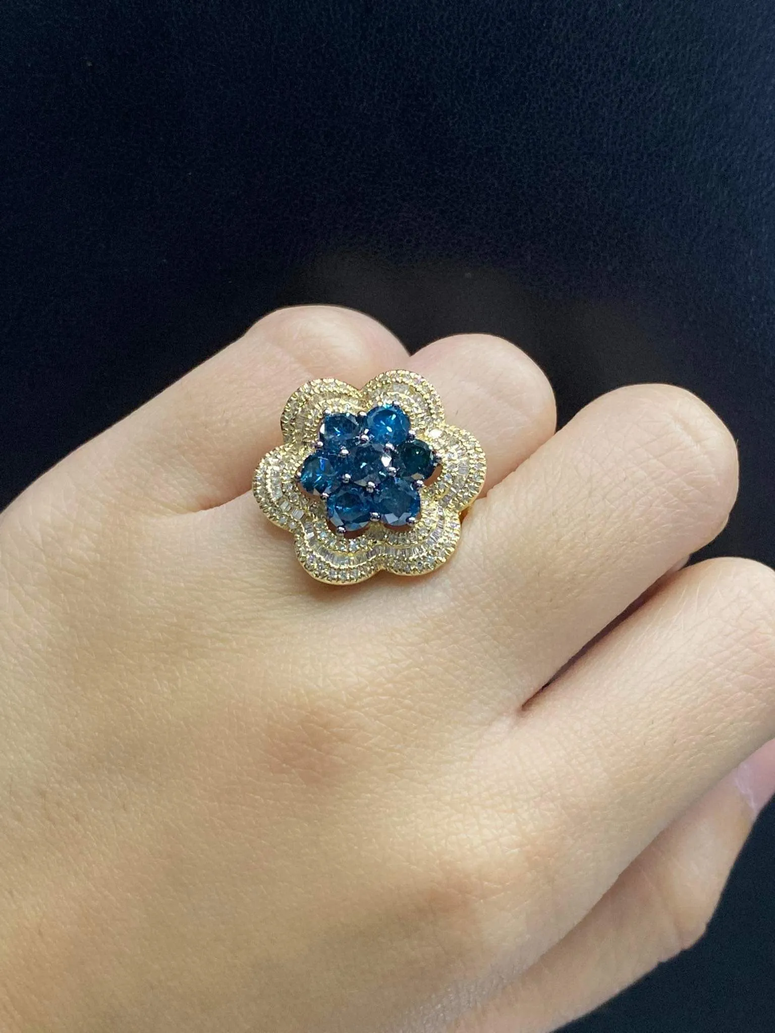 PREORDER | Golden Floral Fancy Blue Colored Diamond Ring 14kt