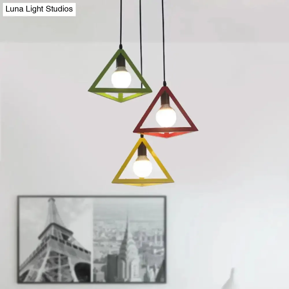 Retro Industrial Hanging Lamp with 3 Triangle Metallic Heads and Wire Guard in Black/White