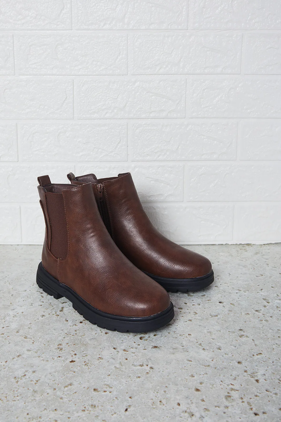 Senior Girls Brown Chelsea Boots